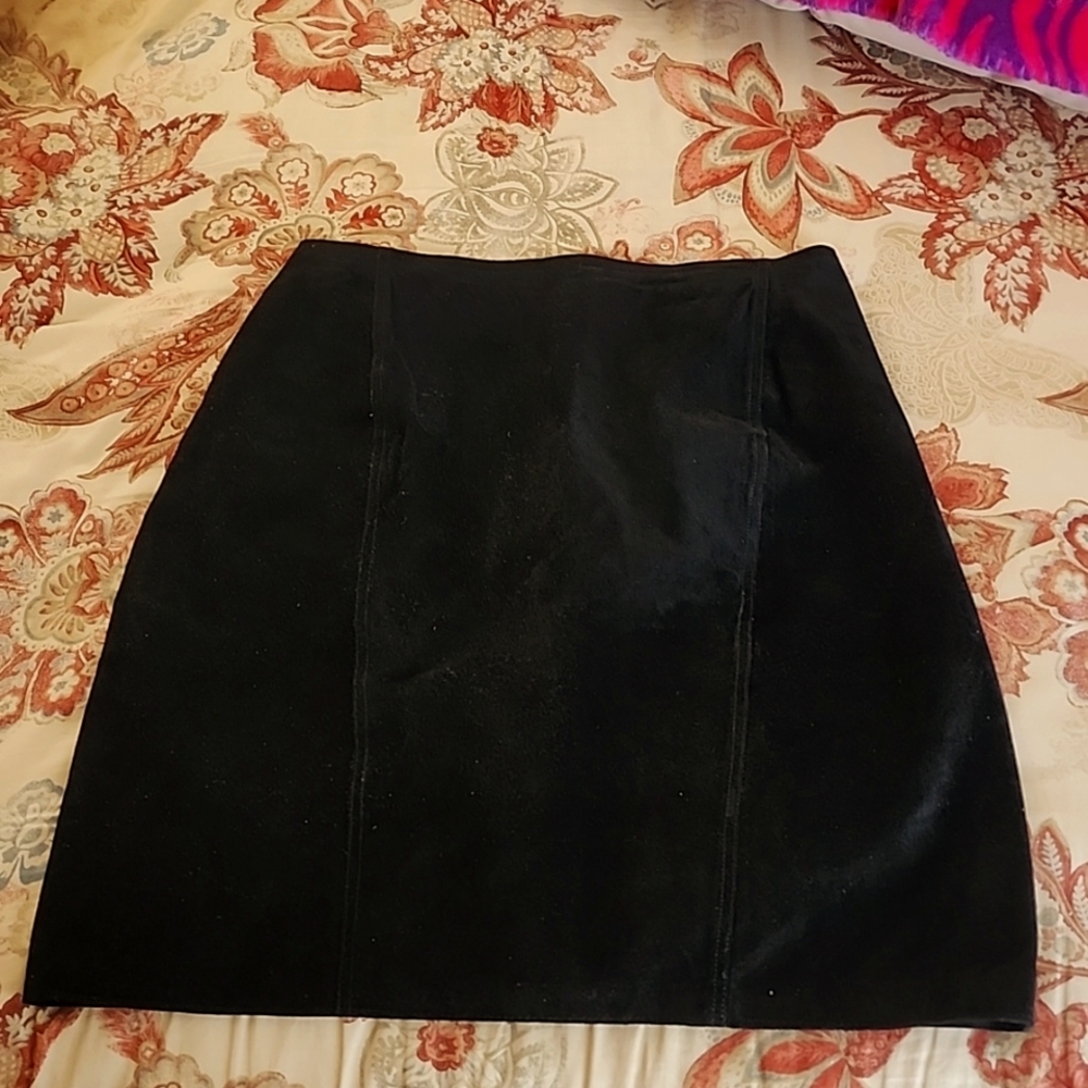 Brandon Thomas Suede mini skirt